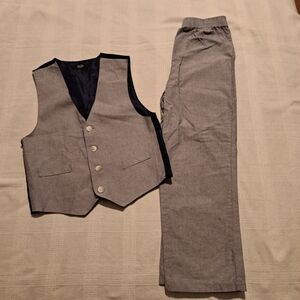 Nautica boys size 7 pull on dress pants with matching vest, VGUC